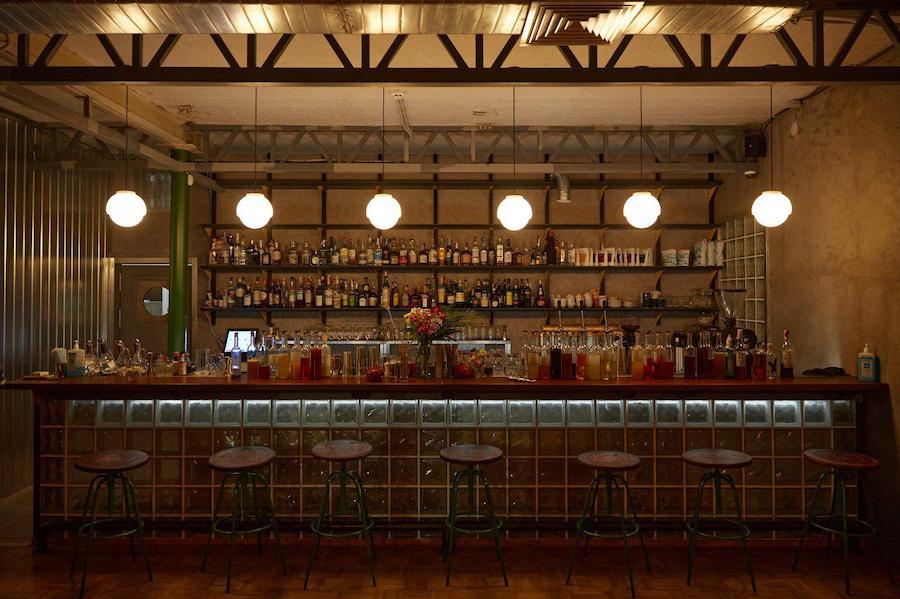 People Place Bar 