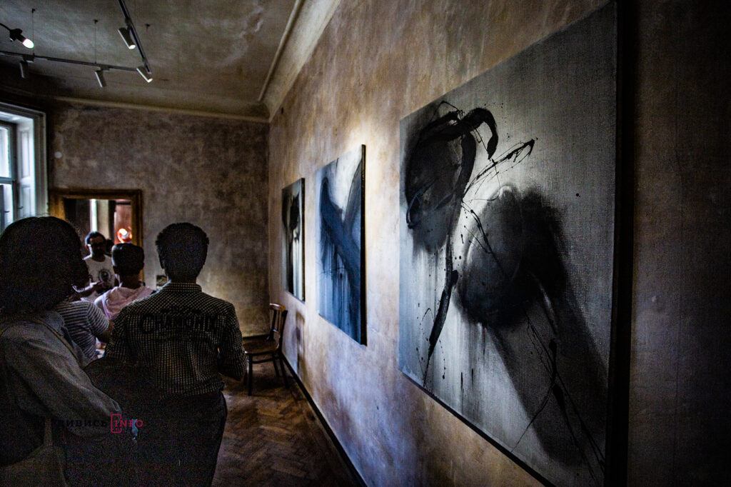 I Gallery