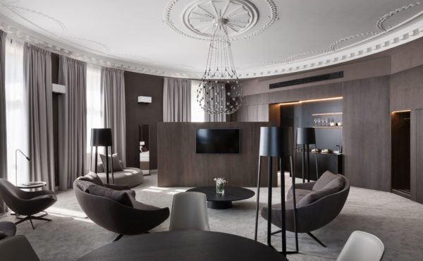 BankHotel